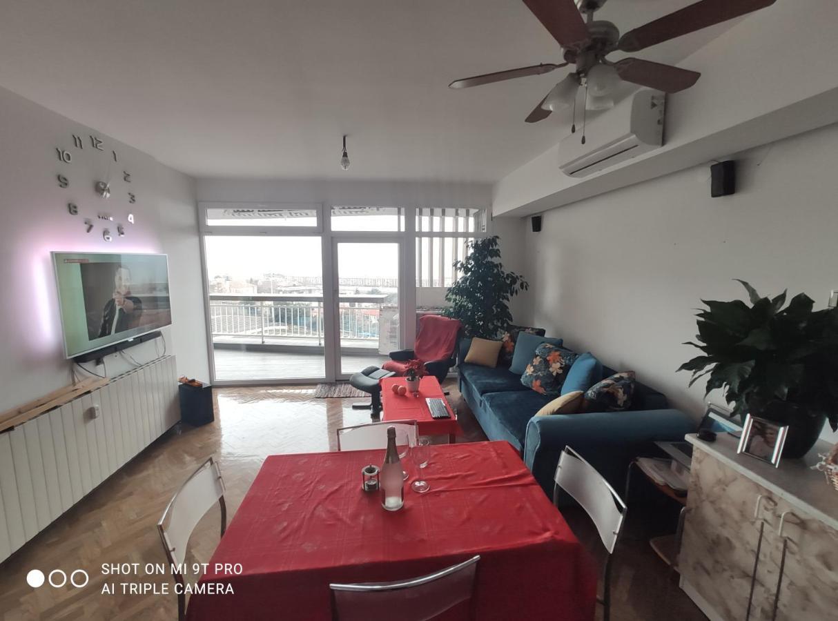 Apartment Riview