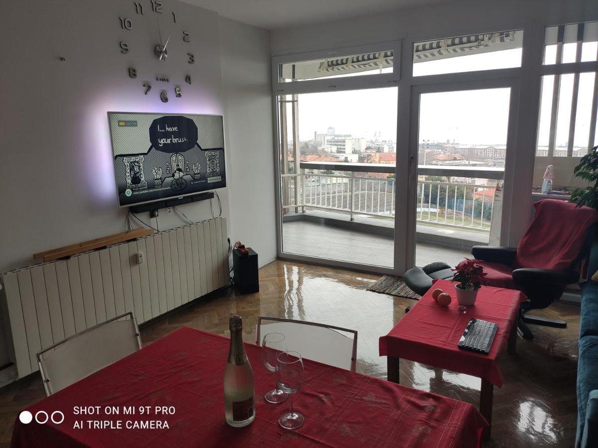 Apartment Riview